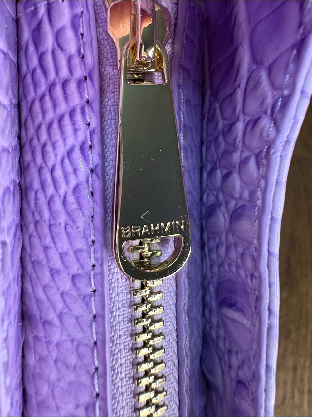 Brahmin EUC Leia - Gentle Lavender - Pastel- Back Eye - Pearl Shimmer - Like New - Picture 10 of 16